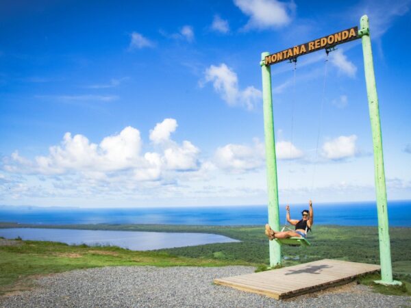 Explore Montaña Redonda in Safari Truck